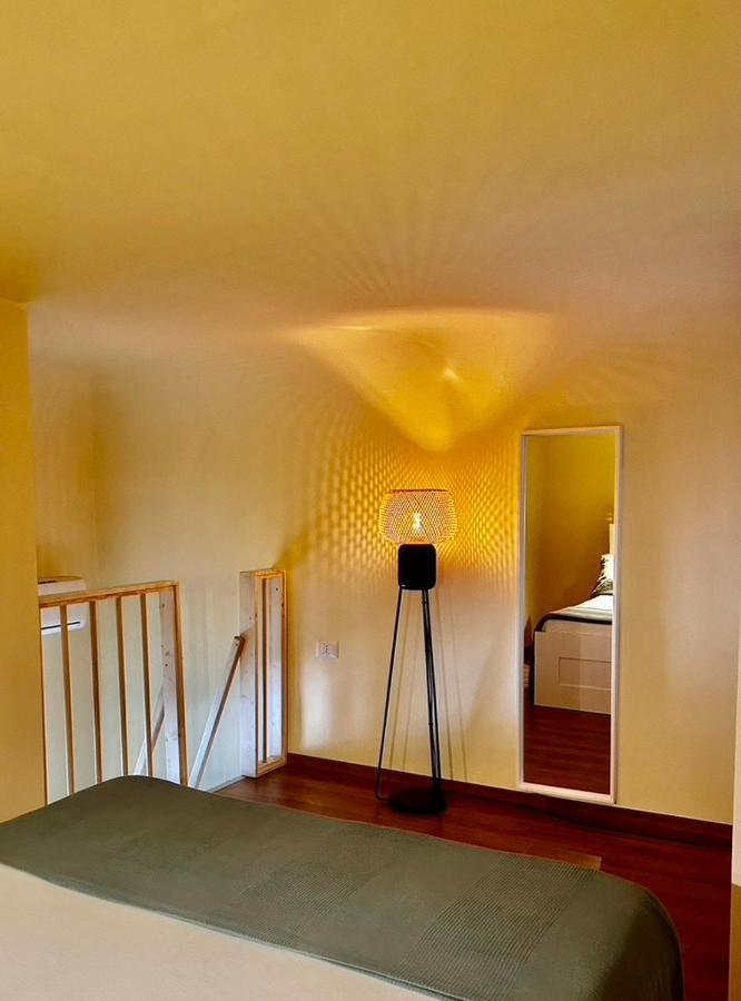 Lotus Apartment Бари Екстериор снимка